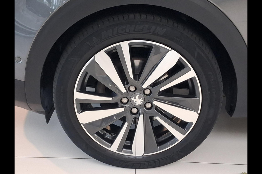 Peugeot 5008 5 zits 1.2 Turbo 130pk GT-Line | Navigatie | Elektrisch Panoramadak | Achteruitrijcamera | Handsfree Kofferklep | Keyless Entry | Apple Carplay/Android Auto |