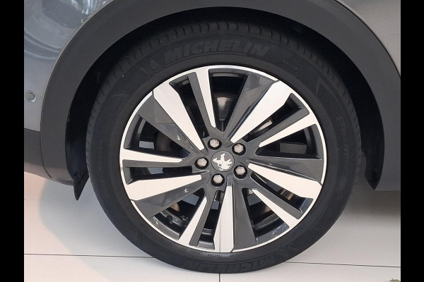 Peugeot 5008 5 zits 1.2 Turbo 130pk GT-Line | Navigatie | Elektrisch Panoramadak | Achteruitrijcamera | Handsfree Kofferklep | Keyless Entry | Apple Carplay/Android Auto |