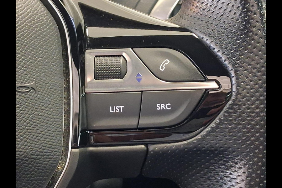Peugeot 5008 5 zits 1.2 Turbo 130pk GT-Line | Navigatie | Elektrisch Panoramadak | Achteruitrijcamera | Handsfree Kofferklep | Keyless Entry | Apple Carplay/Android Auto |