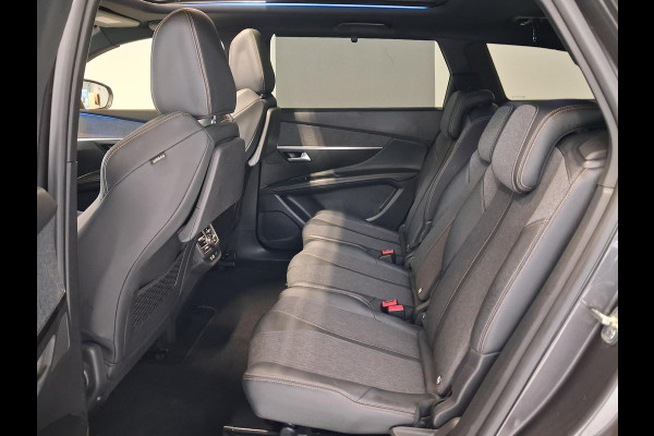 Peugeot 5008 5 zits 1.2 Turbo 130pk GT-Line | Navigatie | Elektrisch Panoramadak | Achteruitrijcamera | Handsfree Kofferklep | Keyless Entry | Apple Carplay/Android Auto |