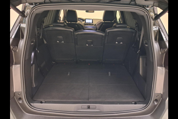 Peugeot 5008 5 zits 1.2 Turbo 130pk GT-Line | Navigatie | Elektrisch Panoramadak | Achteruitrijcamera | Handsfree Kofferklep | Keyless Entry | Apple Carplay/Android Auto |