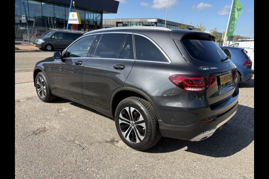 Mercedes-Benz GLC 300e 4Matic Premium