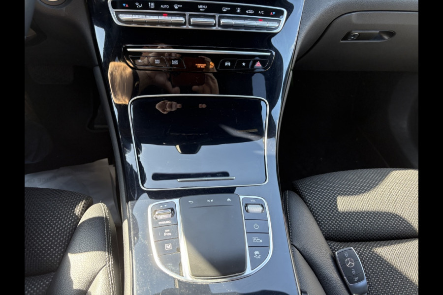 Mercedes-Benz GLC 300e 4Matic Premium