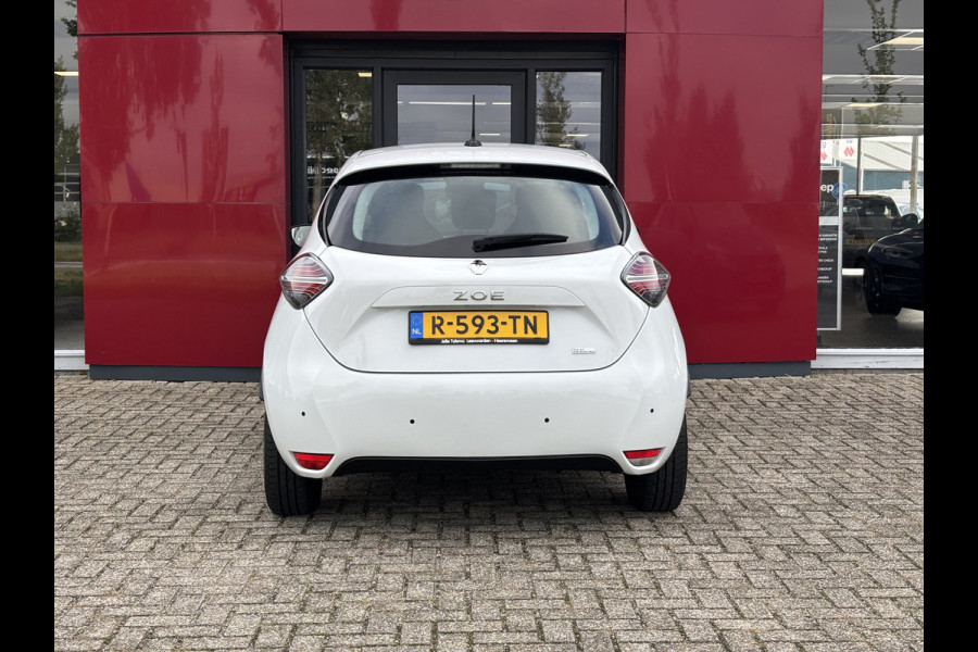 Renault ZOE R110 Life 52 kWh (ex Accu) | Climate Control | Parkeersensoren | Regen/Licht sensor Leaseaccu vanaf € 64,- per maand