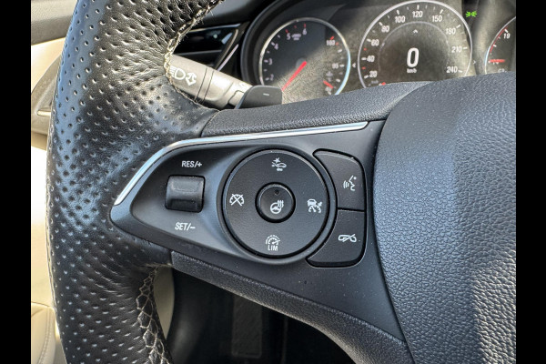 Opel Insignia Grand Sport 2.0 BiTurbo 4x4 Exclusive | Panoramadak | 360* Camera | Head-Up Display | Bose | Stoelventilatie/Verwarming |