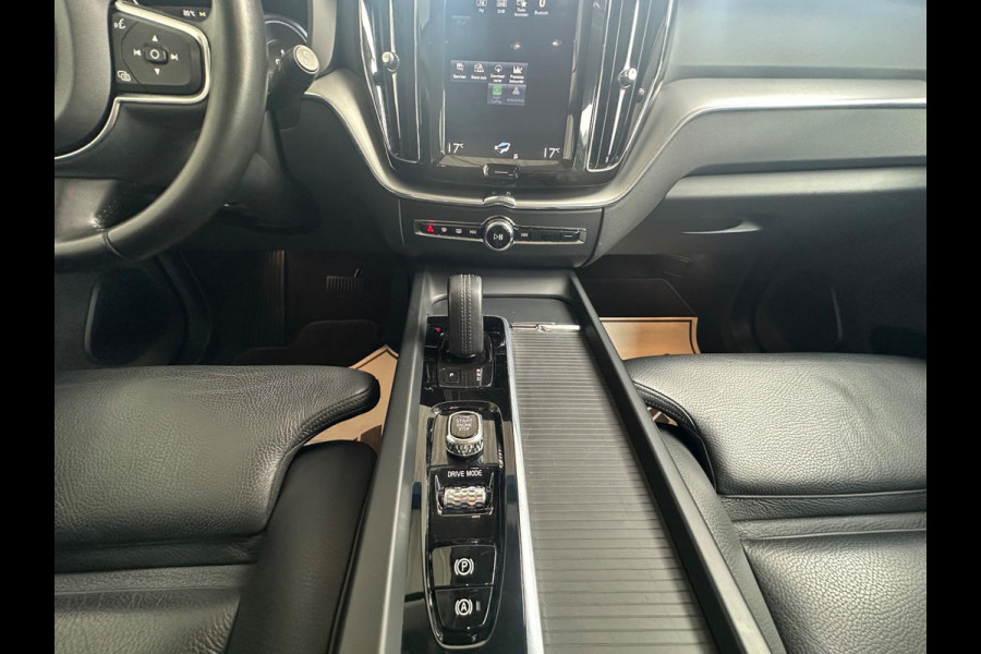 Volvo XC60 2.0 T8 Twin Engine AWD Inscription Pano|Adaptief Cruise|Trekhaak|Blis|Full
