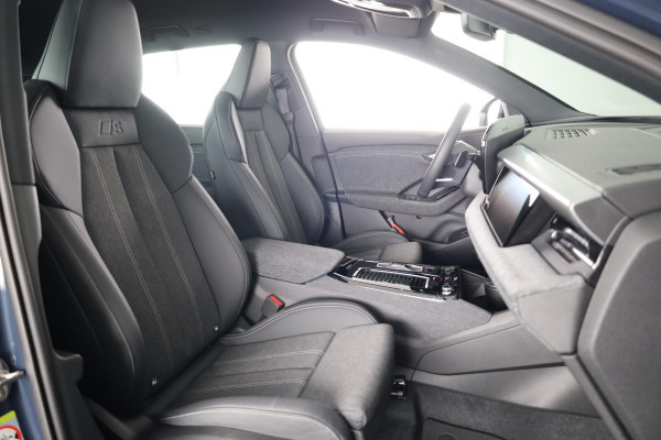Audi Q6 e-tron S edition performance 100 kWh 306pk | Pack Tech Pro | Luchtvering | Stuurverwarming | MMI Bijrijdersscherm