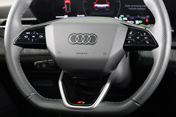 Audi Q6 e-tron S edition performance 100 kWh 306pk | Pack Tech Pro | Luchtvering | Stuurverwarming | MMI Bijrijdersscherm