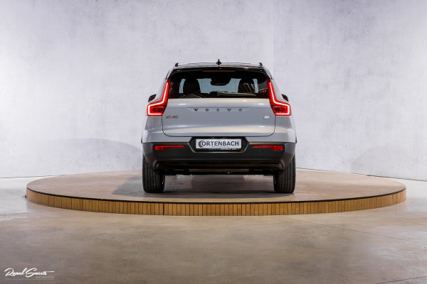 Volvo XC40 1.5 T5 Plug-in hybrid Plus Dark | Adaptieve cruise | Panorama dak | Harman Kardon | Memory |