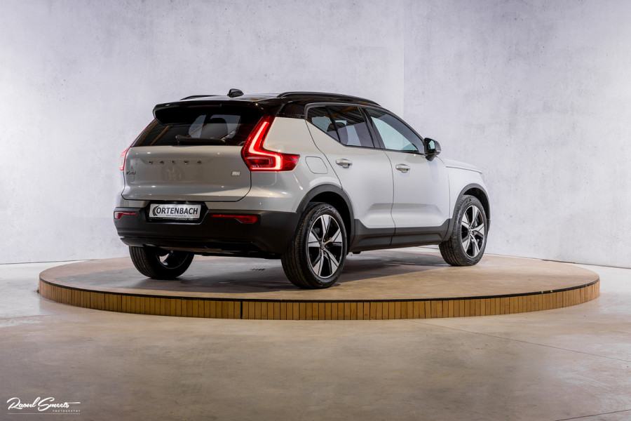 Volvo XC40 1.5 T5 Plug-in hybrid Plus Dark | Adaptieve cruise | Panorama dak | Harman Kardon | Memory |