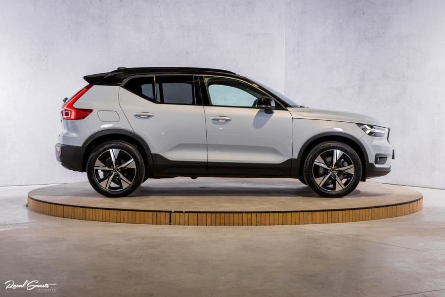Volvo XC40 1.5 T5 Plug-in hybrid Plus Dark | Adaptieve cruise | Panorama dak | Harman Kardon | Memory |