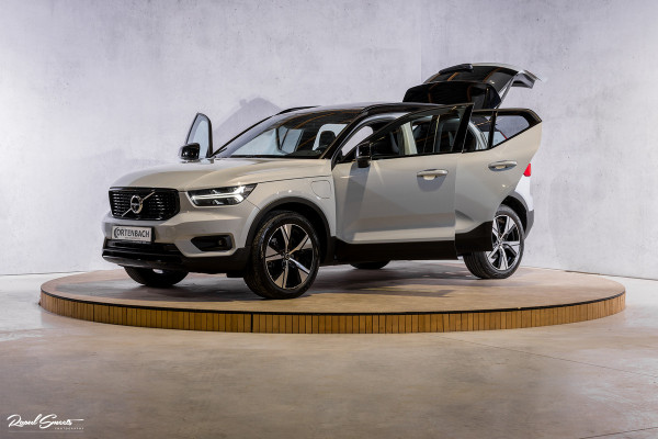 Volvo XC40 1.5 T5 Plug-in hybrid Plus Dark | Adaptieve cruise | Panorama dak | Harman Kardon | Memory |