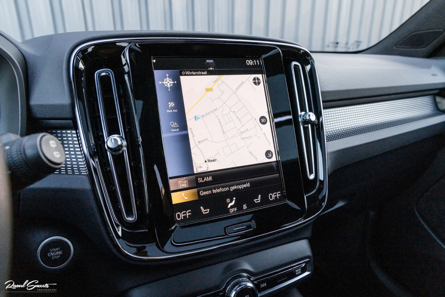 Volvo XC40 1.5 T5 Plug-in hybrid Plus Dark | Adaptieve cruise | Panorama dak | Harman Kardon | Memory |