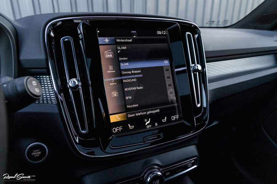 Volvo XC40 1.5 T5 Plug-in hybrid Plus Dark | Adaptieve cruise | Panorama dak | Harman Kardon | Memory |