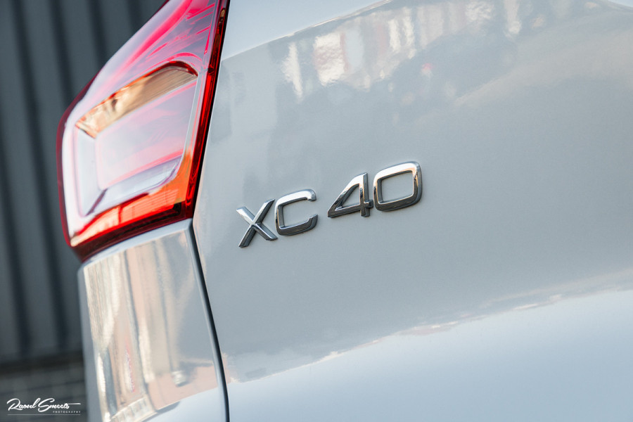 Volvo XC40 1.5 T5 Plug-in hybrid Plus Dark | Adaptieve cruise | Panorama dak | Harman Kardon | Memory |