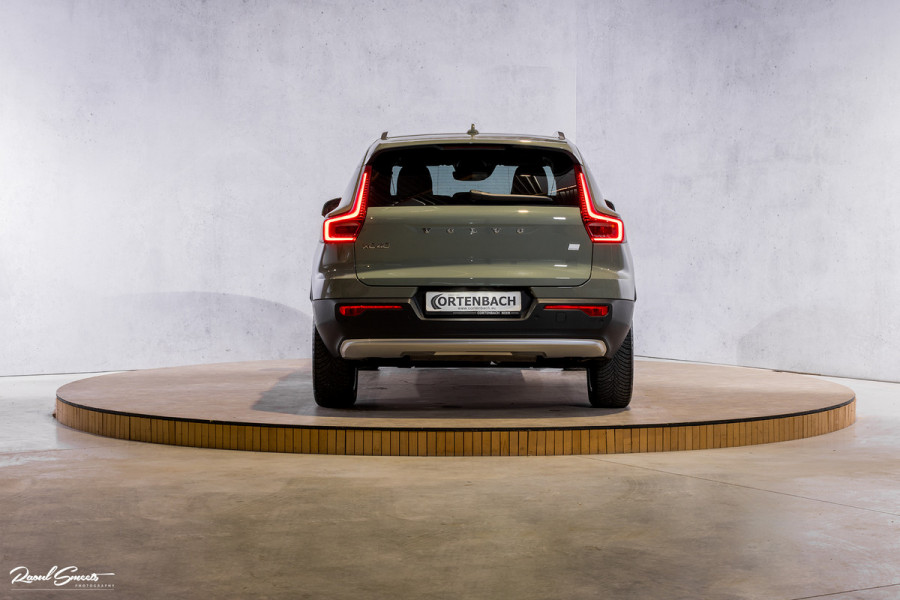 Volvo XC40 1.5 T4 Plug-in hybrid Plus Bright | Adaptieve cruise | Harman Kardon | Memory | Leder |