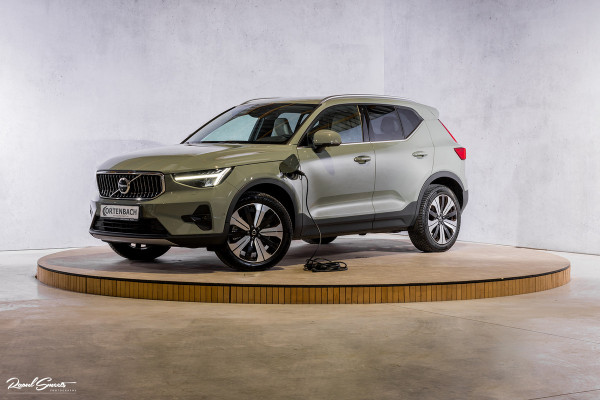 Volvo XC40 1.5 T4 Plug-in hybrid Plus Bright | Adaptieve cruise | Harman Kardon | Memory | Leder |