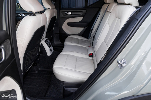 Volvo XC40 1.5 T4 Plug-in hybrid Plus Bright | Adaptieve cruise | Harman Kardon | Memory | Leder |