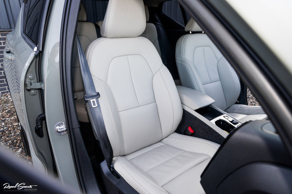 Volvo XC40 1.5 T4 Plug-in hybrid Plus Bright | Adaptieve cruise | Harman Kardon | Memory | Leder |