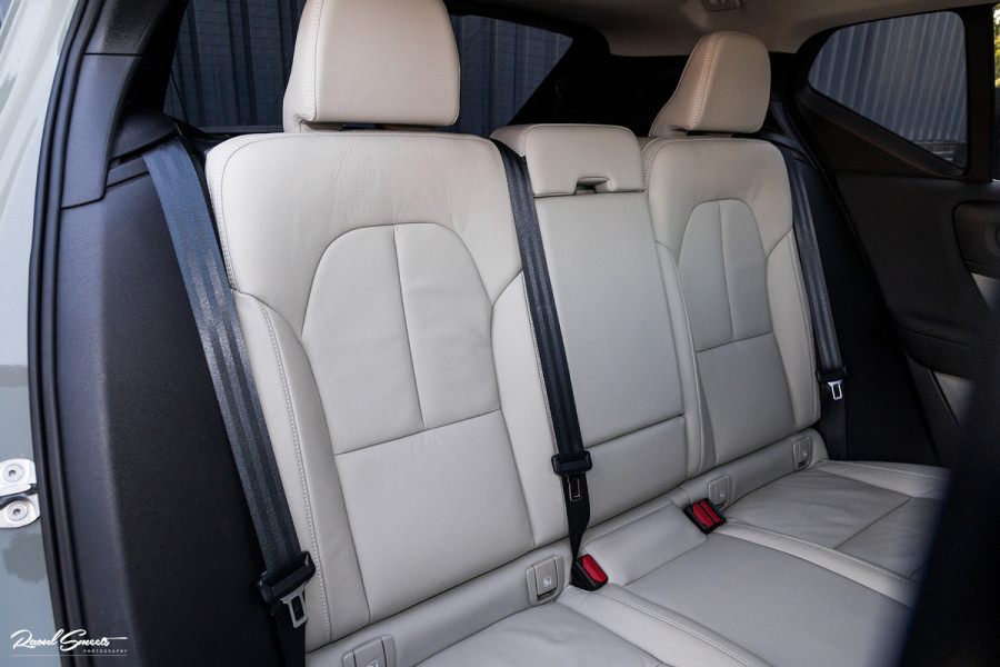 Volvo XC40 1.5 T4 Plug-in hybrid Plus Bright | Adaptieve cruise | Harman Kardon | Memory | Leder |