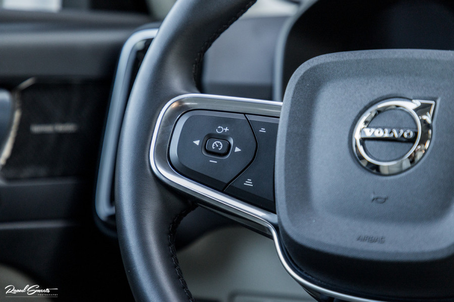 Volvo XC40 1.5 T4 Plug-in hybrid Plus Bright | Adaptieve cruise | Harman Kardon | Memory | Leder |