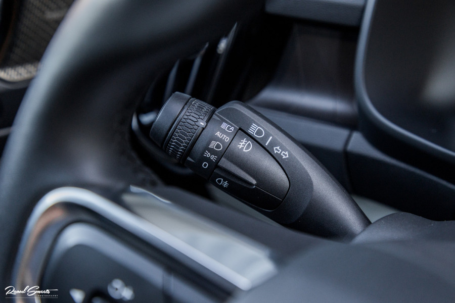 Volvo XC40 1.5 T4 Plug-in hybrid Plus Bright | Adaptieve cruise | Harman Kardon | Memory | Leder |