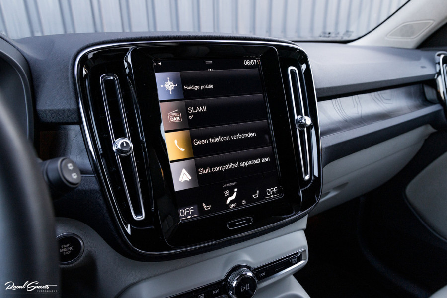 Volvo XC40 1.5 T4 Plug-in hybrid Plus Bright | Adaptieve cruise | Harman Kardon | Memory | Leder |