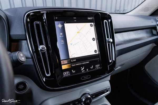 Volvo XC40 1.5 T4 Plug-in hybrid Plus Bright | Adaptieve cruise | Harman Kardon | Memory | Leder |