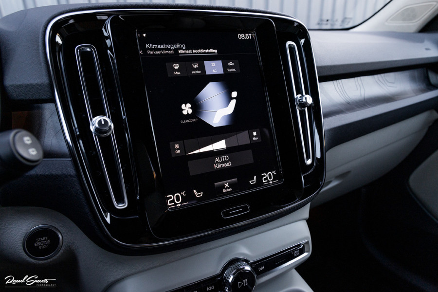 Volvo XC40 1.5 T4 Plug-in hybrid Plus Bright | Adaptieve cruise | Harman Kardon | Memory | Leder |