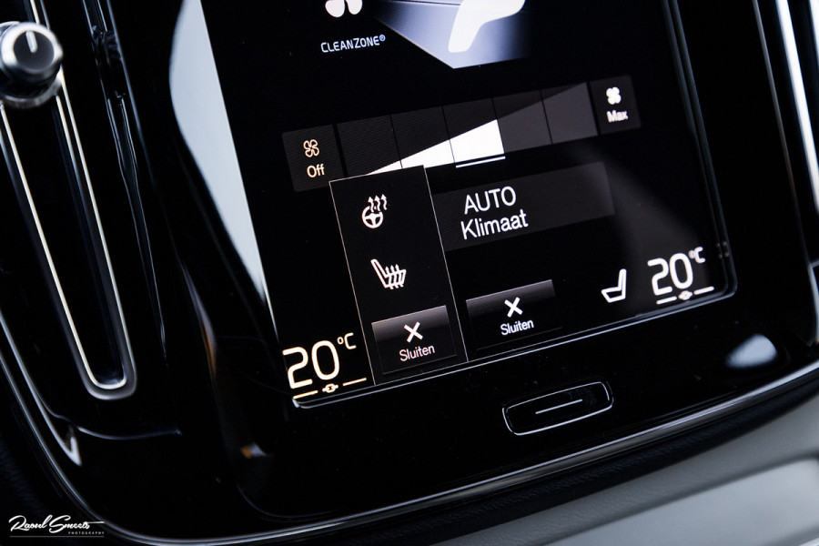 Volvo XC40 1.5 T4 Plug-in hybrid Plus Bright | Adaptieve cruise | Harman Kardon | Memory | Leder |
