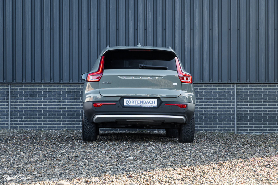 Volvo XC40 1.5 T4 Plug-in hybrid Plus Bright | Adaptieve cruise | Harman Kardon | Memory | Leder |