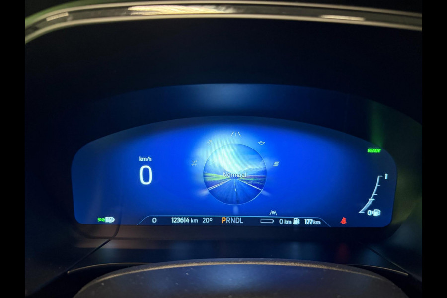 Ford Kuga 2.5 PHEV ST-Line X PANO/NAVI/H-UP/B&O/CAM/ECC/PDC/CRUISE///