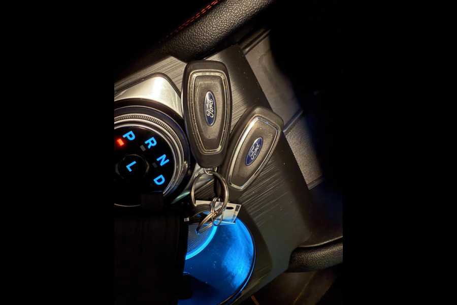 Ford Kuga 2.5 PHEV ST-Line X PANO/NAVI/H-UP/B&O/CAM/ECC/PDC/CRUISE///