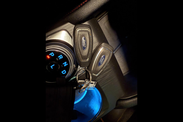 Ford Kuga 2.5 PHEV ST-Line X PANO/NAVI/H-UP/B&O/CAM/ECC/PDC/CRUISE///