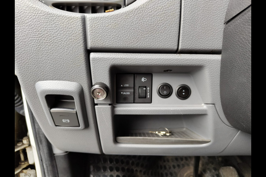 Maxus EV80 Electric Maxus GERESERVEERD Meubelbak Elektrische laadklep Airco Camera Zijdeur Dealeronderhouden Emisie vrij 100% Elektrisch