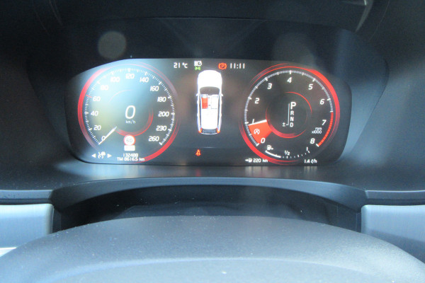 Volvo V90 2.0 T4 Momentum, Leder, Blis, Carplay, Trekhaak