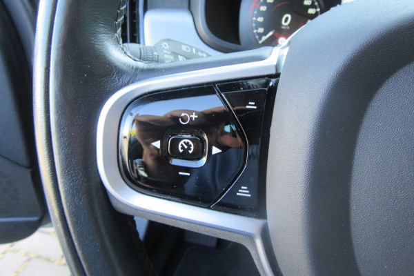 Volvo V90 2.0 T4 Momentum, Leder, Blis, Carplay, Trekhaak