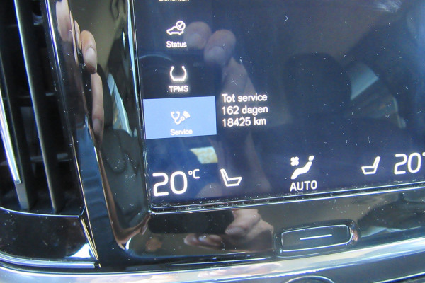 Volvo V90 2.0 T4 Momentum, Leder, Blis, Carplay, Trekhaak