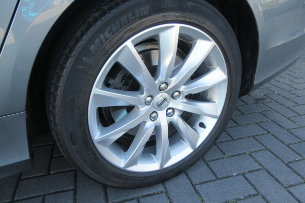 Volvo V90 2.0 T4 Momentum, Leder, Blis, Carplay, Trekhaak