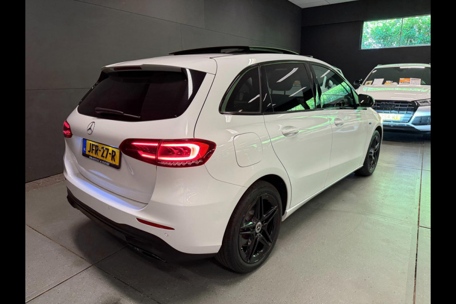 Mercedes-Benz B-Klasse 250 e Premium 18''AMG WIDE-SCREEN PANO/LED/DAB/CAM/ECC/PDC/CRUISE///