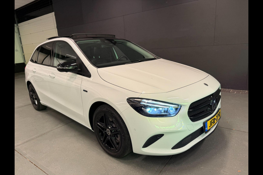 Mercedes-Benz B-Klasse 250 e Premium 18''AMG WIDE-SCREEN PANO/LED/DAB/CAM/ECC/PDC/CRUISE///