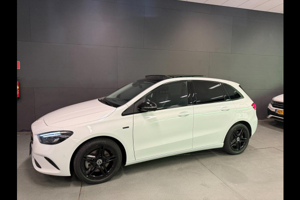 Mercedes-Benz B-Klasse 250 e Premium 18''AMG WIDE-SCREEN PANO/LED/DAB/CAM/ECC/PDC/CRUISE///