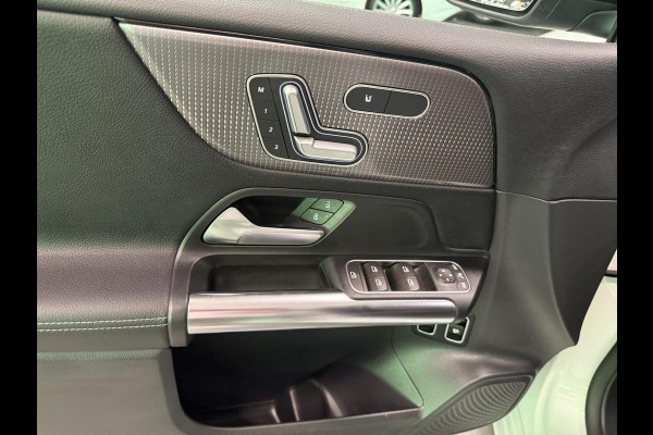 Mercedes-Benz B-Klasse 250 e Premium 18''AMG WIDE-SCREEN PANO/LED/DAB/CAM/ECC/PDC/CRUISE///