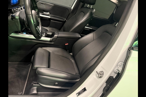 Mercedes-Benz B-Klasse 250 e Premium 18''AMG WIDE-SCREEN PANO/LED/DAB/CAM/ECC/PDC/CRUISE///