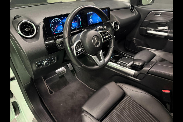 Mercedes-Benz B-Klasse 250 e Premium 18''AMG WIDE-SCREEN PANO/LED/DAB/CAM/ECC/PDC/CRUISE///
