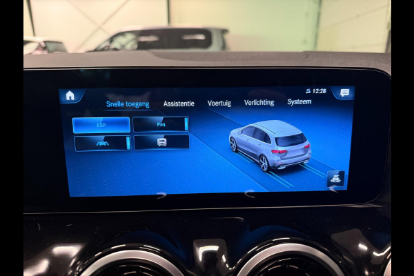 Mercedes-Benz B-Klasse 250 e Premium 18''AMG WIDE-SCREEN PANO/LED/DAB/CAM/ECC/PDC/CRUISE///