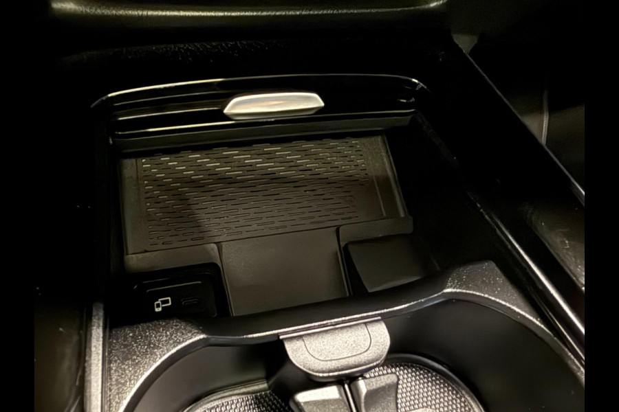 Mercedes-Benz B-Klasse 250 e Premium 18''AMG WIDE-SCREEN PANO/LED/DAB/CAM/ECC/PDC/CRUISE///