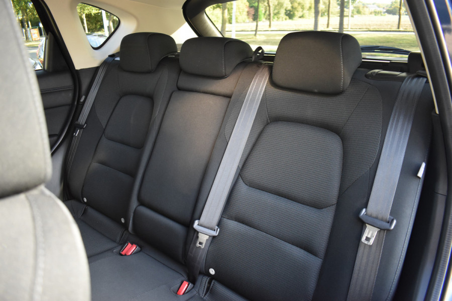 Mazda CX-5 2.0 e-SA-G M Hybrid 165 Advantage / Automaat / 360 Camera /  Carplay / Parkeerhulp / Trekhaak  2000kg / Stoel & stuur verwarming