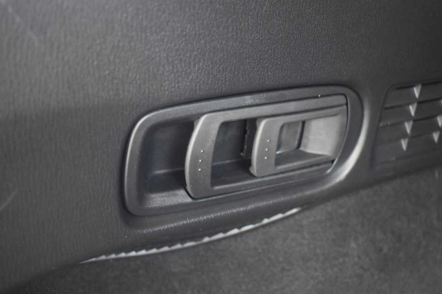 Mazda CX-5 2.0 e-SA-G M Hybrid 165 Advantage / Automaat / 360 Camera /  Carplay / Parkeerhulp / Trekhaak  2000kg / Stoel & stuur verwarming