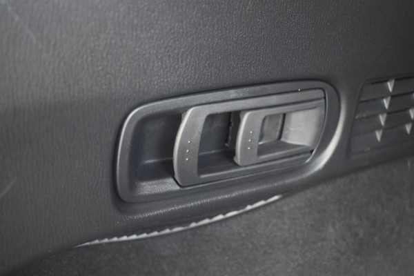 Mazda CX-5 2.0 e-SA-G M Hybrid 165 Advantage / Automaat / 360 Camera /  Carplay / Parkeerhulp / Trekhaak  2000kg / Stoel & stuur verwarming